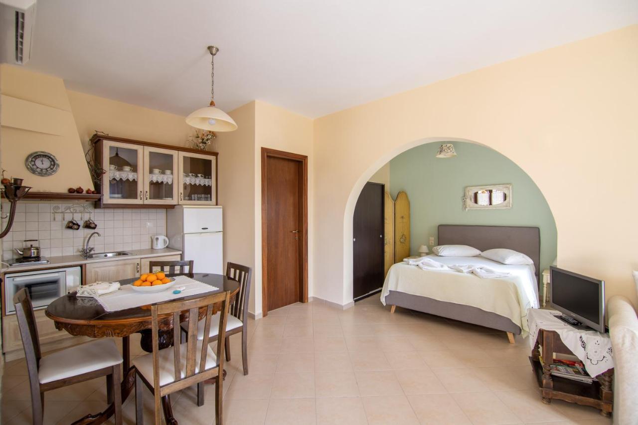 Kritamos Villa & Apartments Kamilari Exterior photo